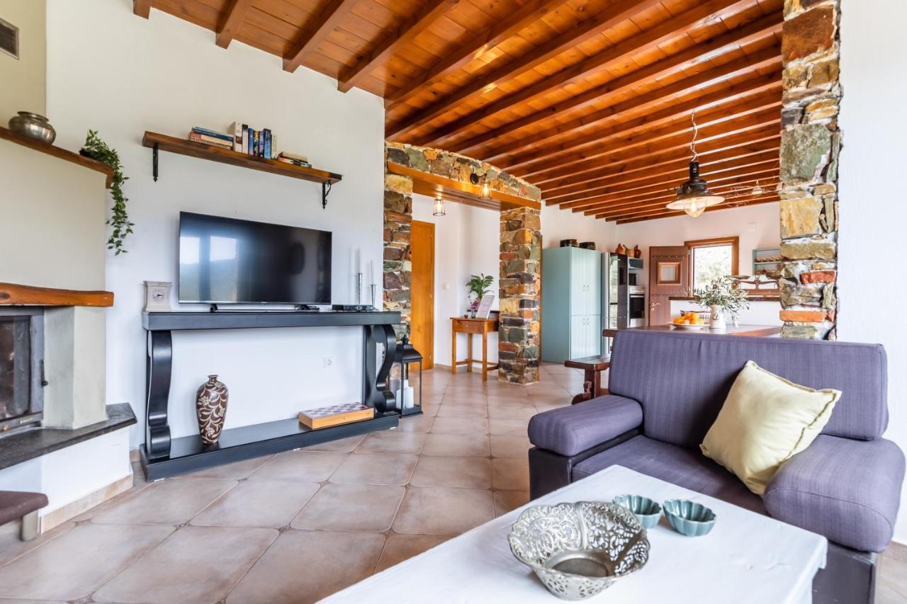 Villa Maja Skopelos Town Exterior photo